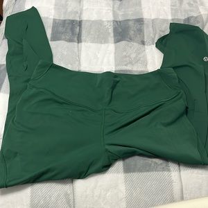 Green Lululemon leggings